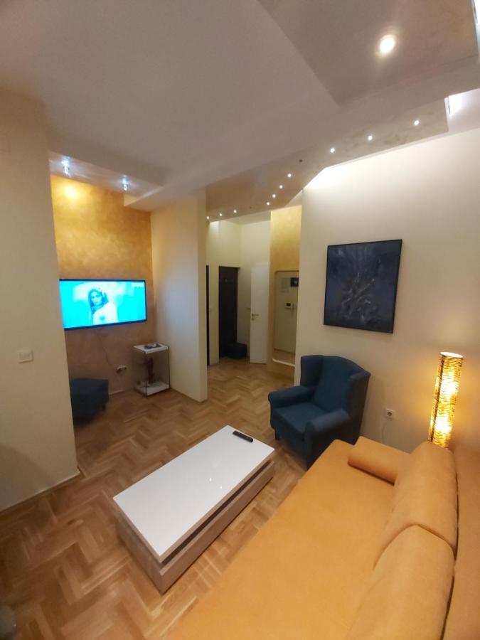Apartment Nikirent Banja Luka Exterior photo